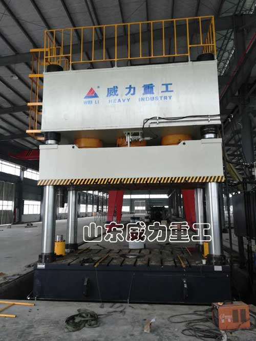 2000噸SMC汽車保險杠液壓機(jī)